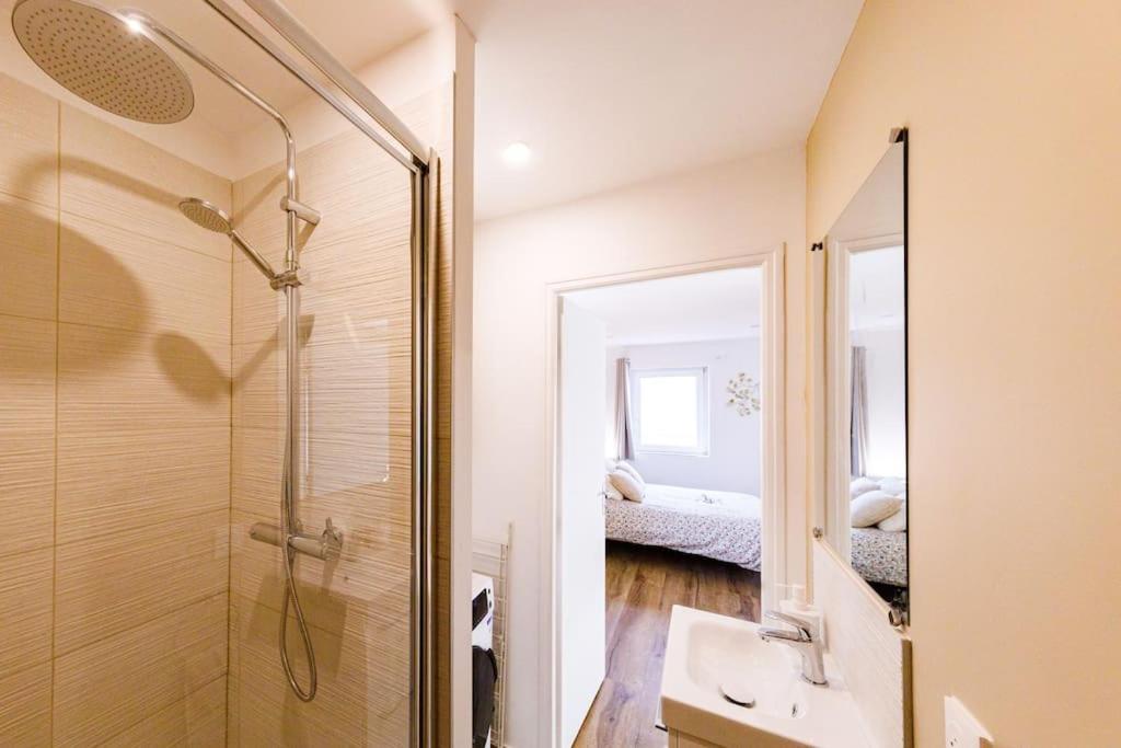 Joli Appartement, Le Bouchon Remois, Centre Ville ランス エクステリア 写真