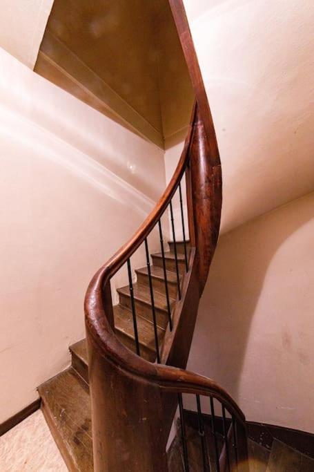 Joli Appartement, Le Bouchon Remois, Centre Ville ランス エクステリア 写真
